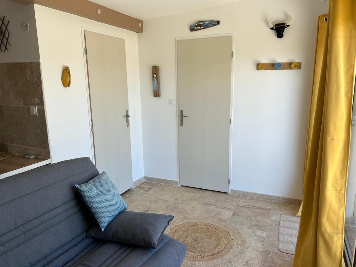Studio A La Ferme Arles Exterior foto